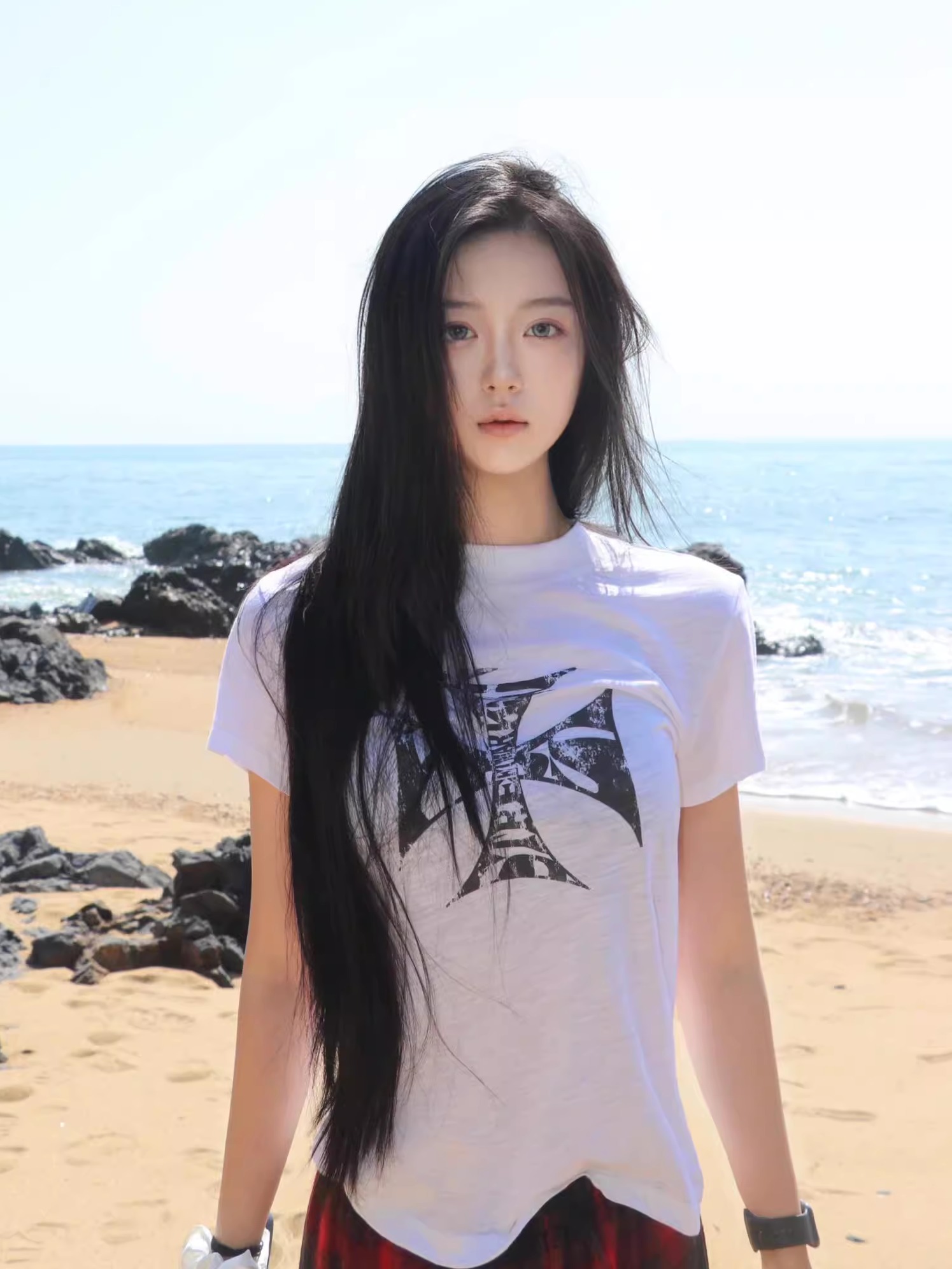 Korean Style Short Sleeve Slim-Fit Top with Crusader Print - Bamboo Cotton, Slightly Sheer, Trendy Y2K Aesthetic for Stylish Girls Korean Style Short Sleeve Slim-Fit Top with Crusader Print - Bamboo Cotton, Slightly Sheer, Trendy Y2K Aesthetic for Stylish Girls