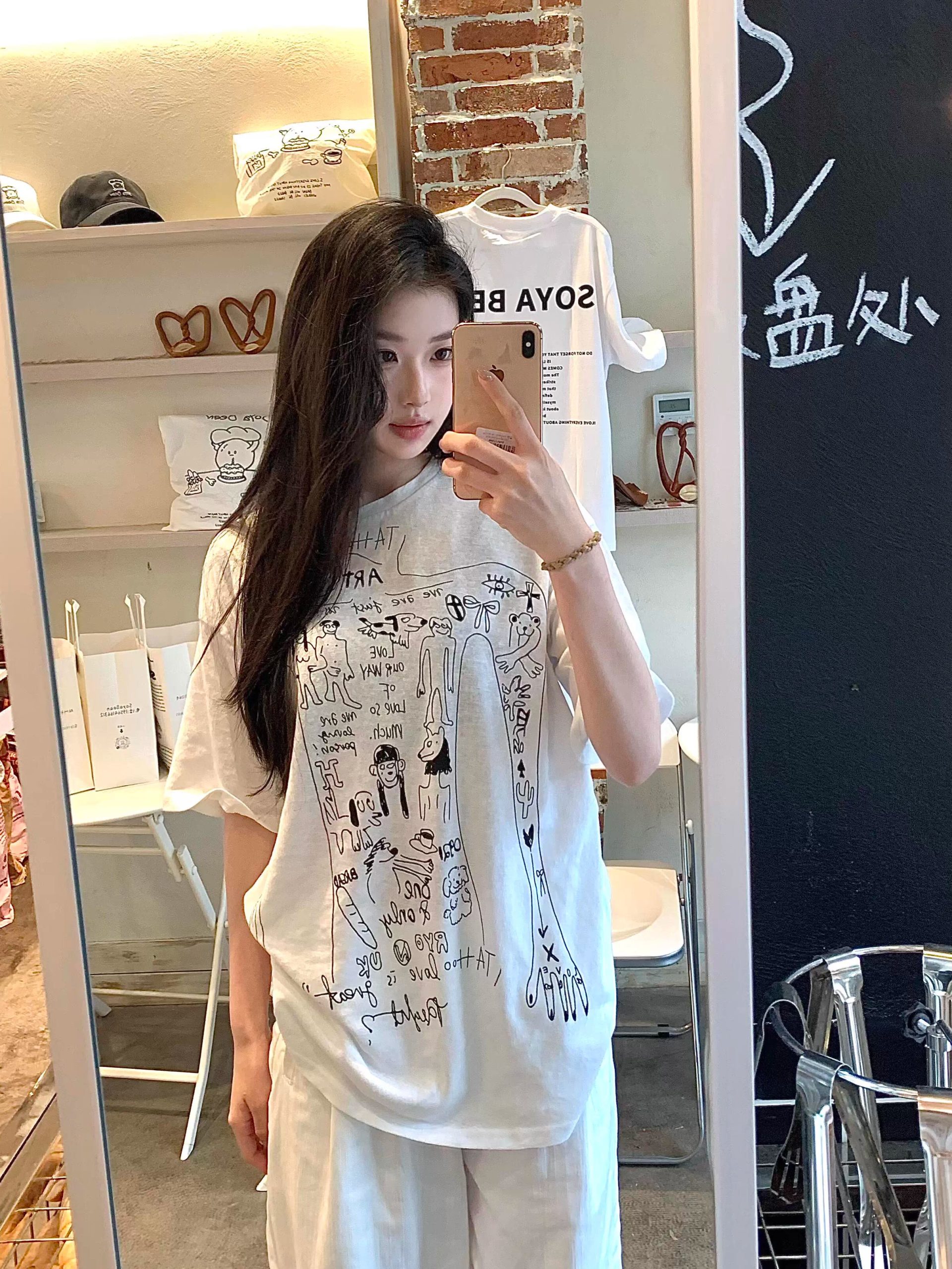 Korean Style Slightly Sheer Graffiti Print Sun Protection Loose Short Sleeve T-Shirt for Women - Casual Versatile Fashion Top Korean Style Slightly Sheer Graffiti Print Sun Protection Loose Short Sleeve T-Shirt for Women - Casual Versatile Fashion Top