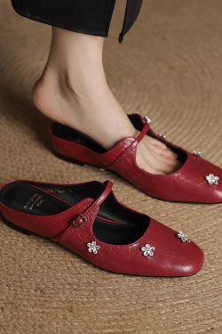 Korean Style Slim Fit Buckle Sandals for Women - Sweet Fashion Half Slippers for Outdoor Comfort on Casual Dates