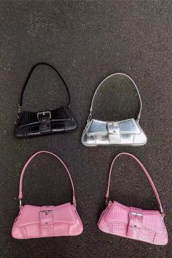 Korean Style Vintage Metal Chain Shoulder Handbag - Sweet Cool Spicy Girl Baguette Bag for Modern Fashion