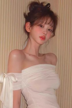 Korean Style Women's One-Shoulder Ruffle Lace Short Sleeve T-shirt - Summer Holiday White Top for Instagram Ready Looks