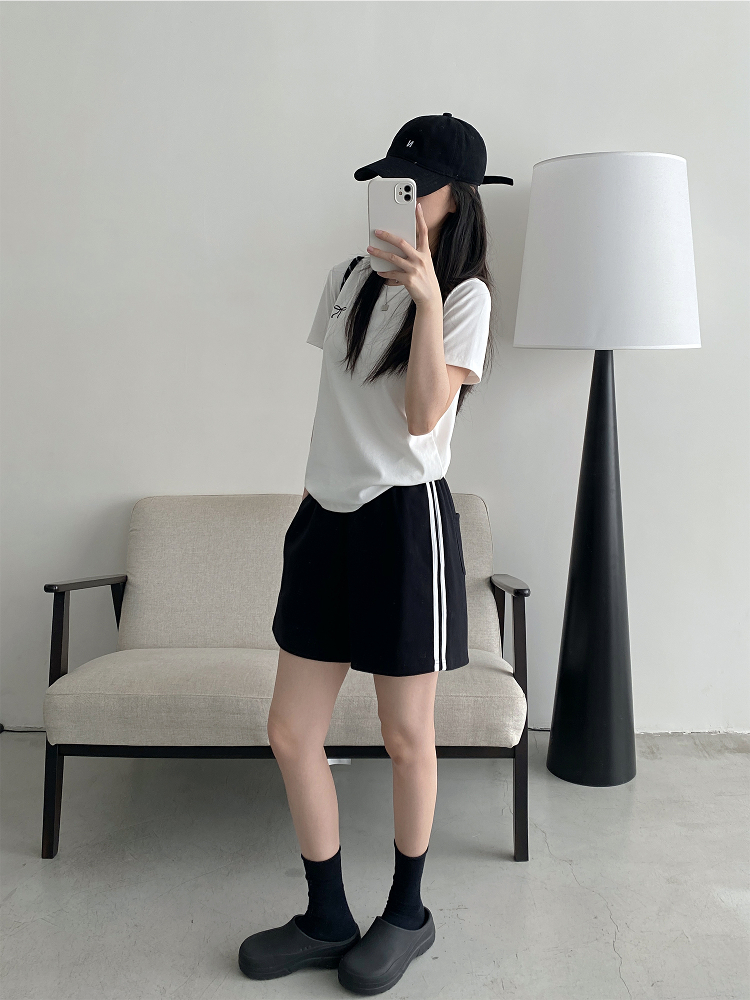 Korean Style Women's Summer Casual Striped Sports Shorts - Sun Grapefruit Straight-Leg Five-Point Sweatpants Korean Style Women's Summer Casual Striped Sports Shorts - Sun Grapefruit Straight-Leg Five-Point Sweatpants