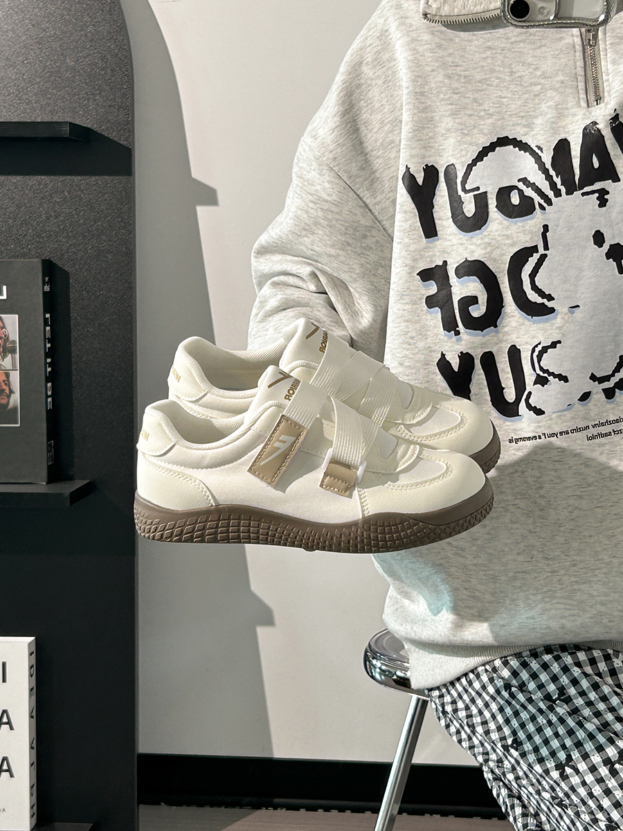 Korean Style Women's Versatile Breathable White Velcro Sneakers - Niche Design for Spring and Summer Korean Style Women's Versatile Breathable White Velcro Sneakers - Niche Design for Spring and Summer