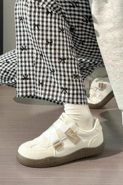 Korean Style Women's Versatile Breathable White Velcro Sneakers - Niche Design for Spring and Summer
