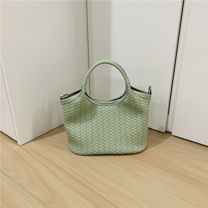 Korean Style Woven Soft Leather Vegetable Basket Handbag - Fashionable Crossbody Tote Bag for Trendy Looks Korean Style Woven Soft Leather Vegetable Basket Handbag - Fashionable Crossbody Tote Bag for Trendy Looks
