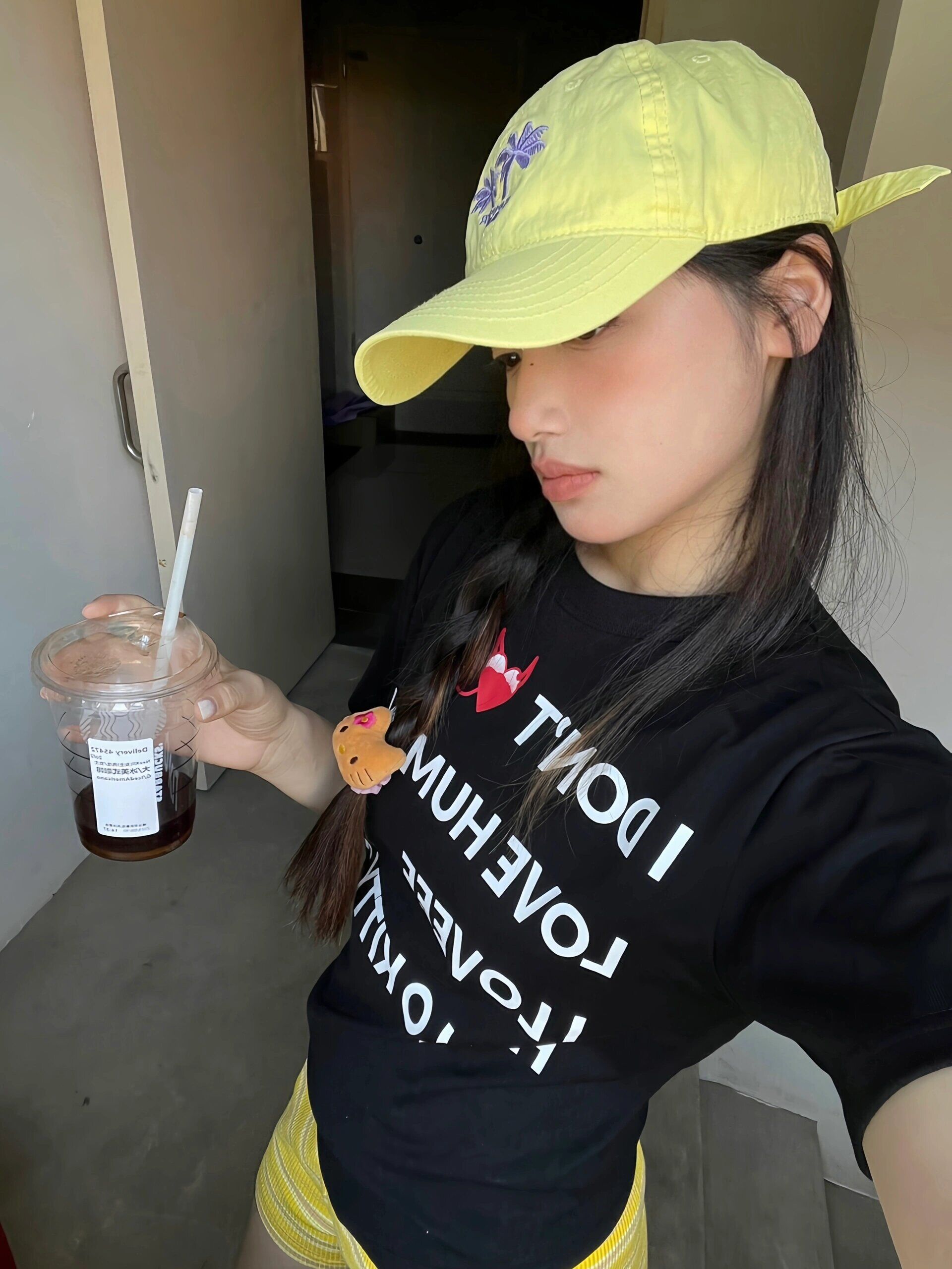 Korean Style Youthful Cartoon Print Slim-Fit Short Sleeve T-Shirt for Women - Trendy Graphic Top Korean Style Youthful Cartoon Print Slim-Fit Short Sleeve T-Shirt for Women - Trendy Graphic Top