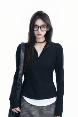 Korean Style Zipper Knitted Long Sleeve T-Shirt - Slim Fit Fake Two-Piece Design with Flattering Base for Spring Fashion