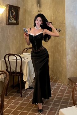 Lace Camisole and Fishbone Long Skirt Set for Women - Spring 2025 Sexy Fashion, Chic Look, Perfect for 90s and Y2K Styles