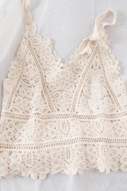 Lace Crochet Hollow-Out Bohemian Summer Beach Tank Top for Women - Perfect Vacation Cover-Up