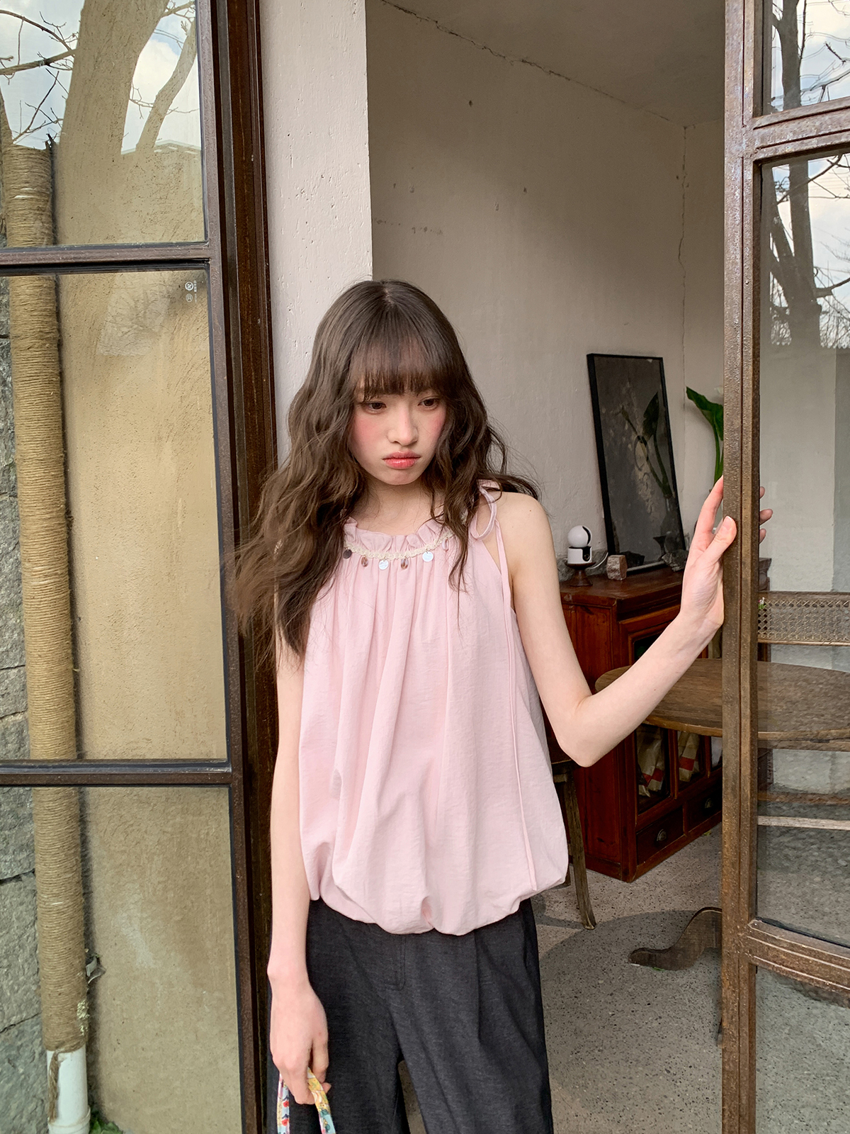 Lace Flower Bud Neck Hanging Vest for Women - Stylish Summer 2025 Top, Age-Reducing Design, Perfect for Y2K and Korean Style Lace Flower Bud Neck Hanging Vest for Women - Stylish Summer 2025 Top, Age-Reducing Design, Perfect for Y2K and Korean Style