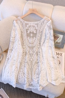 Lace Shawl Cardigan for Women - Lightweight Summer Outerwear, Hollow-Out Design for Skirts and Qipaos, Stylish Sun Protection
