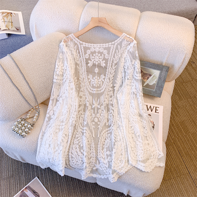 Lace Shawl Cardigan for Women - Lightweight Summer Outerwear, Hollow-Out Design for Skirts and Qipaos, Stylish Sun Protection Lace Shawl Cardigan for Women - Lightweight Summer Outerwear, Hollow-Out Design for Skirts and Qipaos, Stylish Sun Protection