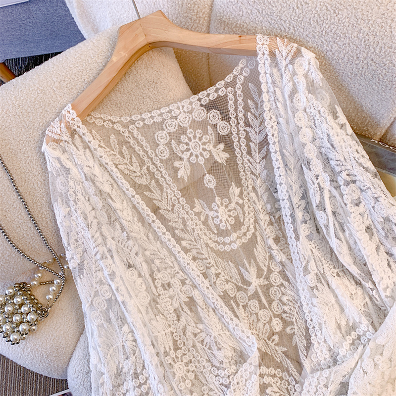 Lace Shawl Cardigan for Women - Lightweight Summer Outerwear, Hollow-Out Design for Skirts and Qipaos, Stylish Sun Protection Lace Shawl Cardigan for Women - Lightweight Summer Outerwear, Hollow-Out Design for Skirts and Qipaos, Stylish Sun Protection