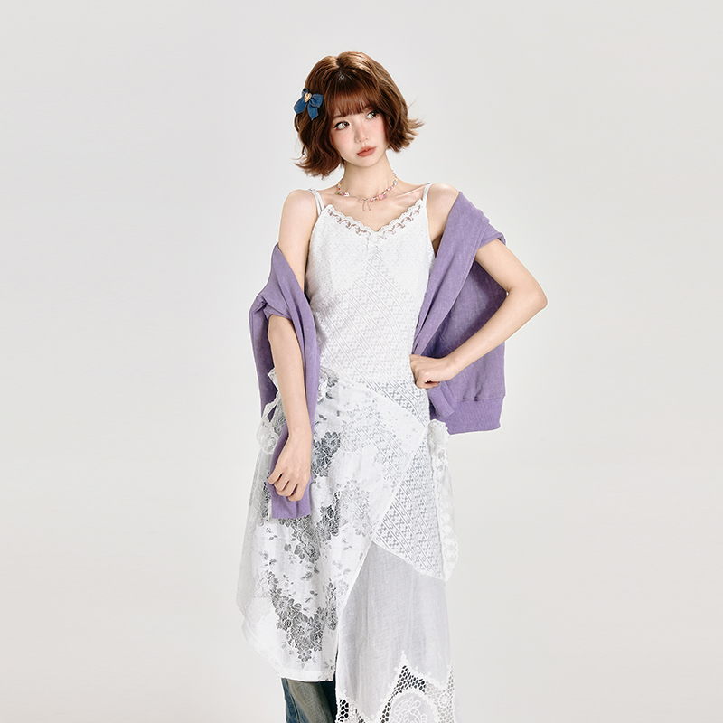 Lace Spliced White Camisole Dress with Layered Design and Matching Mid-Length Skirt - Girly Style, Perfect for Summer Events Lace Spliced White Camisole Dress with Layered Design and Matching Mid-Length Skirt - Girly Style, Perfect for Summer Events