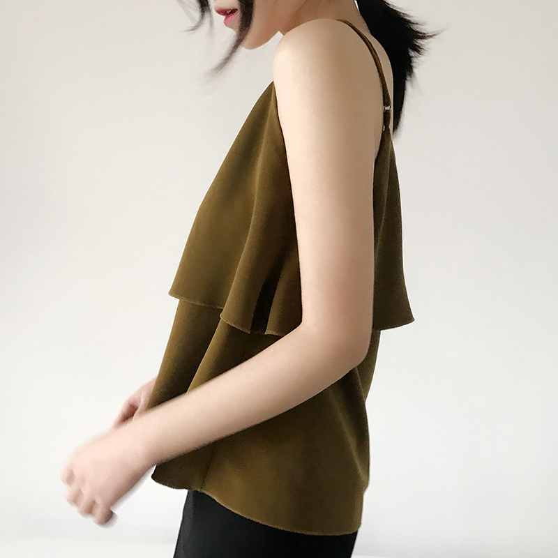 Lace-Trimmed Sleeveless Camisole Top - Versatile Summer V-Neck Blouse for Beach Vacation - Loose Fit, Trendy Style Lace-Trimmed Sleeveless Camisole Top - Versatile Summer V-Neck Blouse for Beach Vacation - Loose Fit, Trendy Style