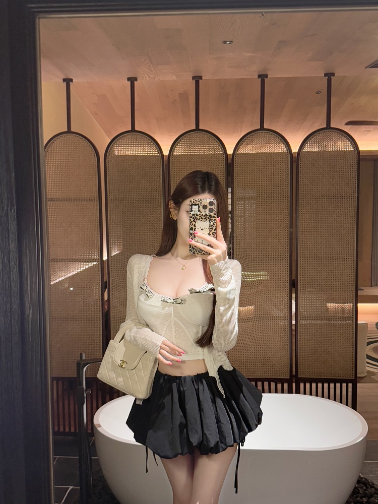 Lace Vest Camisole Top - Slim Fit with Built-In Chest Pad, Pure Desire Style, Perfect for Y2K and 90s Fashion Trends Lace Vest Camisole Top - Slim Fit with Built-In Chest Pad, Pure Desire Style, Perfect for Y2K and 90s Fashion Trends