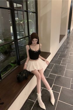 Lace Vest Camisole Top - Slim Fit with Built-In Chest Pad, Pure Desire Style, Perfect for Y2K and 90s Fashion Trends