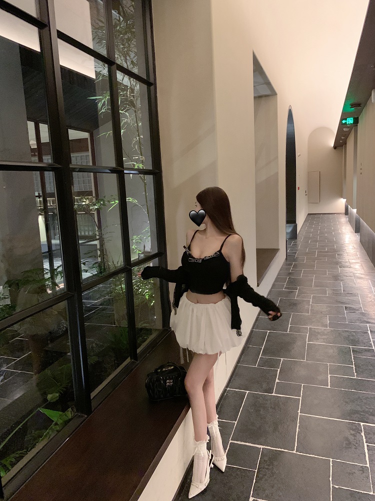 Lace Vest Camisole Top - Slim Fit with Built-In Chest Pad, Pure Desire Style, Perfect for Y2K and 90s Fashion Trends Lace Vest Camisole Top - Slim Fit with Built-In Chest Pad, Pure Desire Style, Perfect for Y2K and 90s Fashion Trends