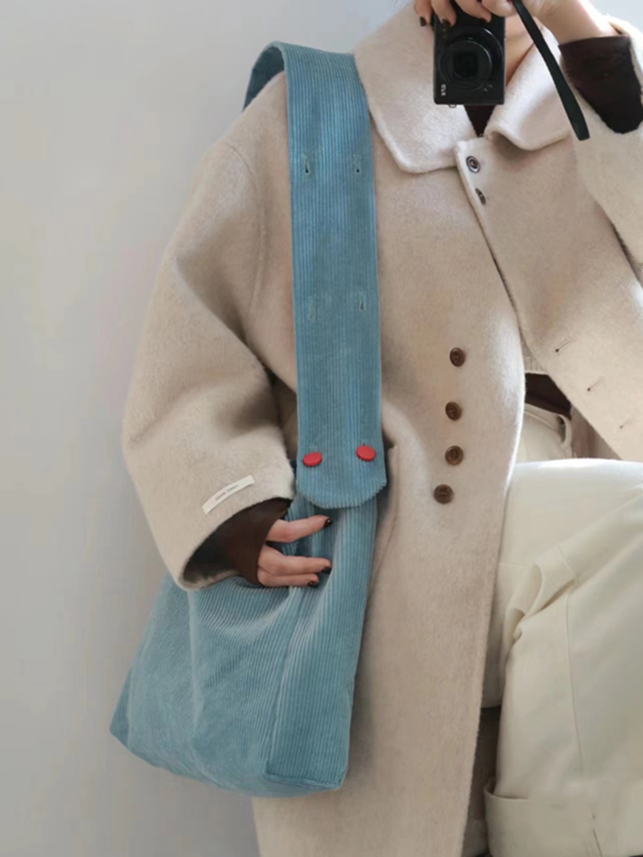 Lake Blue Corduroy Tote Bag - Large Capacity Crossbody Shoulder Bag for Commuters, Trendy Solid Color 2025 Design Lake Blue Corduroy Tote Bag - Large Capacity Crossbody Shoulder Bag for Commuters, Trendy Solid Color 2025 Design