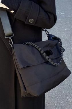 Large-Capacity Canvas Commuter Tote Bag for College Students, Women's Crossbody Shoulder Bag, Perfect for Classes and Daily Use