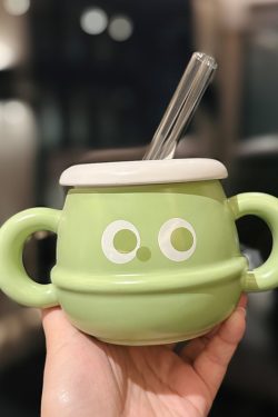 Large Capacity Ceramic Mug with Lid and Straw - Cute Summer Drinkware for Water, Coffee, and Iced Beverages