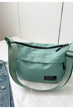 Large Capacity Harajuku Retro Casual Canvas Bag - Waterproof Dumpling Crossbody Bag for College Students and Women