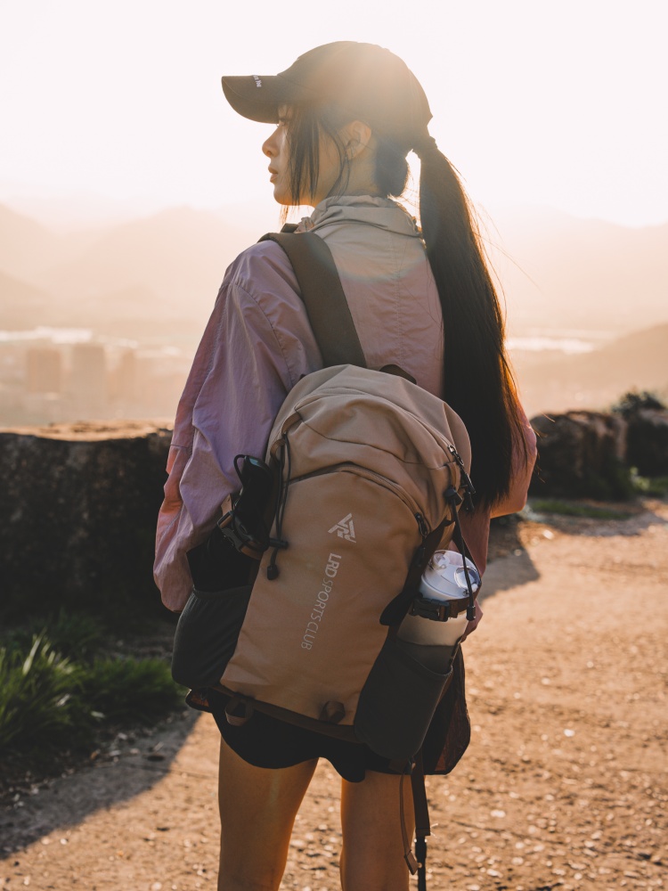 Large Capacity Outdoor Hiking Backpack for Sports Travel - 2025 Summer Double Shoulder Design Large Capacity Outdoor Hiking Backpack for Sports Travel - 2025 Summer Double Shoulder Design