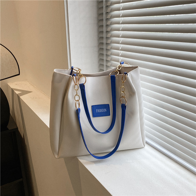 Large Capacity Summer Handbag for Women – Versatile High-End Shoulder Tote Bag for Commuting and Everyday Style 2025 Large Capacity Summer Handbag for Women – Versatile High-End Shoulder Tote Bag for Commuting and Everyday Style 2025