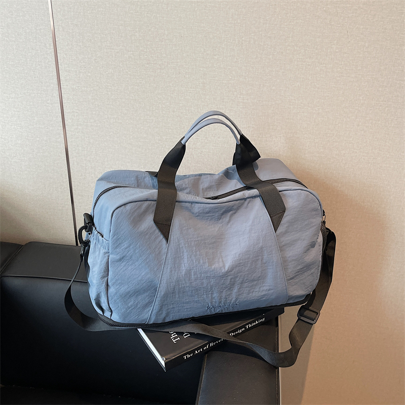 Large Capacity Travel Bag for Women - Stylish Lightweight Handbag, Maternity Tote, Sports Fitness & Versatile Luggage Bag Large Capacity Travel Bag for Women - Stylish Lightweight Handbag, Maternity Tote, Sports Fitness & Versatile Luggage Bag