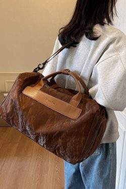 Large Capacity Travel Bag for Women, Lightweight Crossbody Gym Bag, Versatile Handheld Luggage for Short Trips and Sports