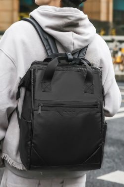 Large-Capacity Water-Resistant Backpack for Classes and Commuting, Unisex Laptop and School Bag, Ideal for Students and Professionals