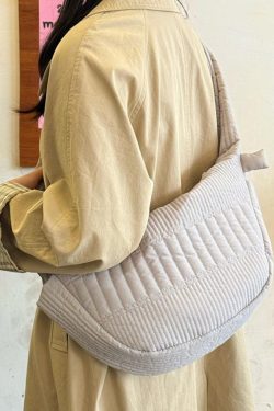 Large Capacity Wide Strap Tote Bag - Stylish Cloud Design for Commuting, Shoulder and Crossbody Wear, Niche Fashion Essential