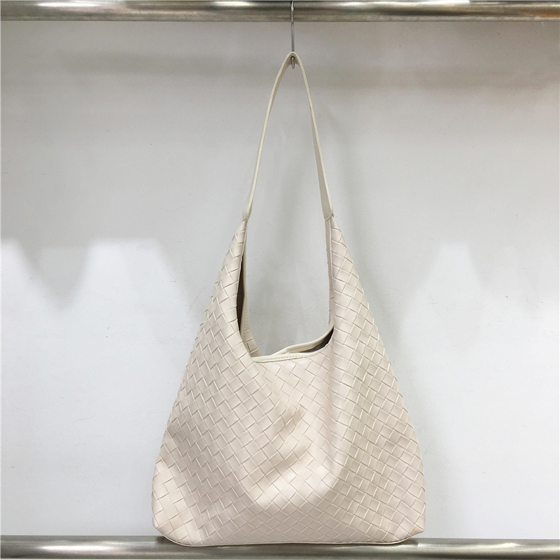 Large Capacity Women's Canvas Woven Underarm Tote Bag - Casual Versatile Style for 2024, Perfect for Daily Use Large Capacity Women's Canvas Woven Underarm Tote Bag - Casual Versatile Style for 2024, Perfect for Daily Use