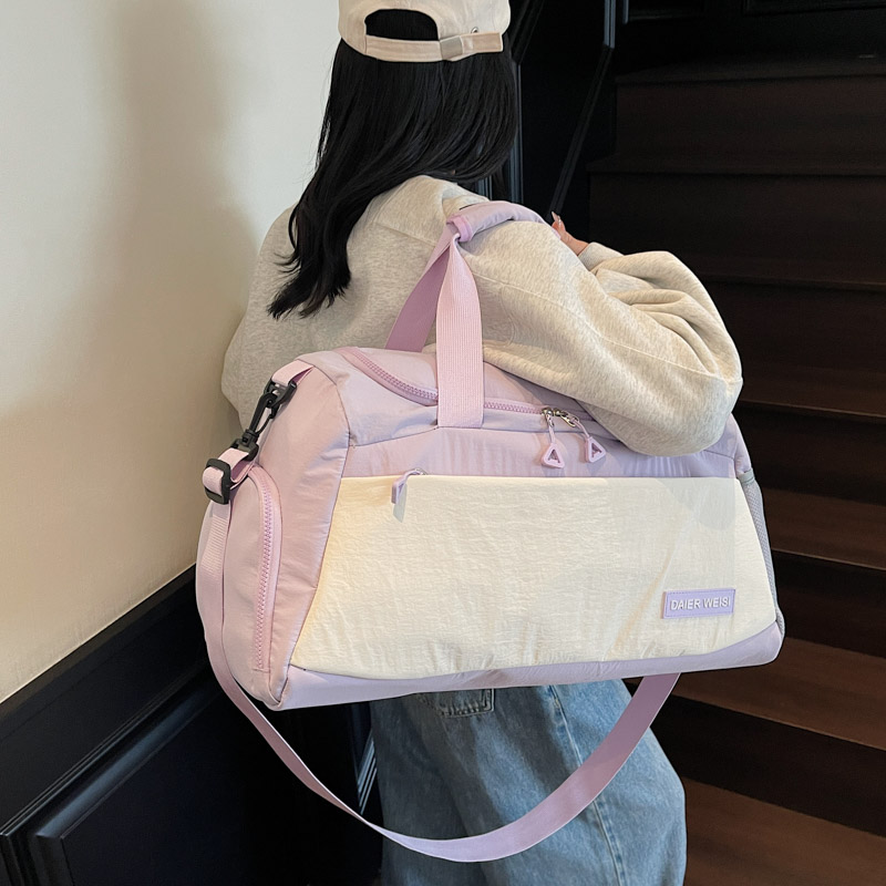 Large Capacity Women's Carry-On Travel Bag - Lightweight Handbag for Short-Distance Trips, Sports, and Luggage Organization Large Capacity Women's Carry-On Travel Bag - Lightweight Handbag for Short-Distance Trips, Sports, and Luggage Organization