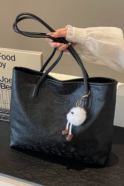 Large Capacity Women's Casual Shoulder Bag - 2025 Fashionable Embossed Tote for Commuting & Classroom Style