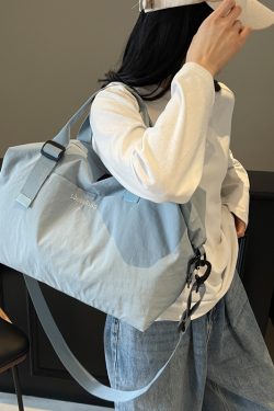 Large Capacity Women's Commuter Travel Bag - Lightweight Fitness Shoulder Bag, Perfect for Maternity & Everyday Use