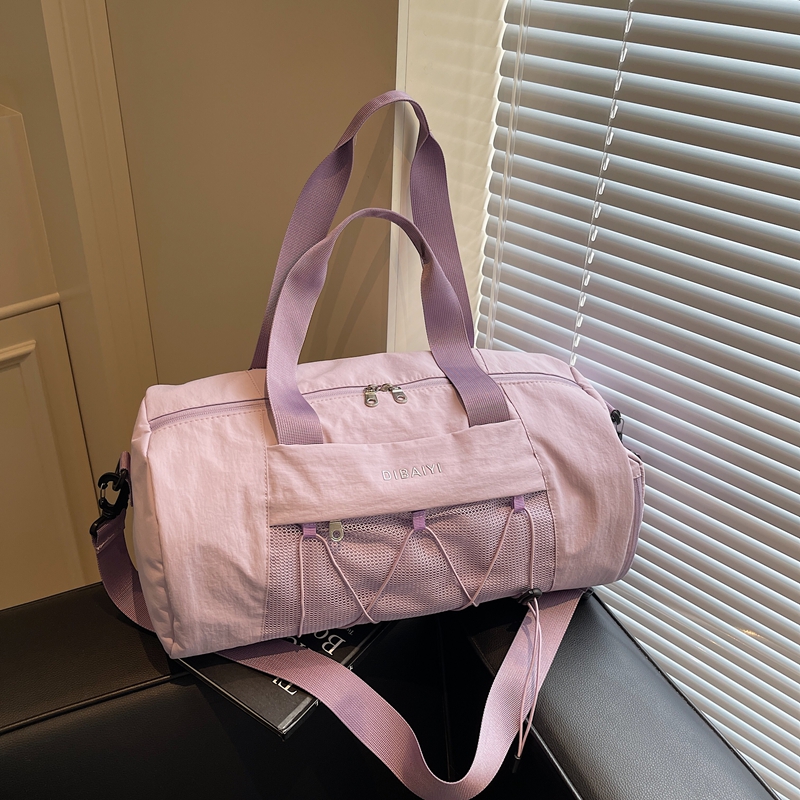 Large Capacity Women's Travel Bag - Handheld Fitness Bag with Dry Wet Separation for Sports, Yoga, Swimming, Lightweight Luggage Large Capacity Women's Travel Bag - Handheld Fitness Bag with Dry Wet Separation for Sports, Yoga, Swimming, Lightweight Luggage