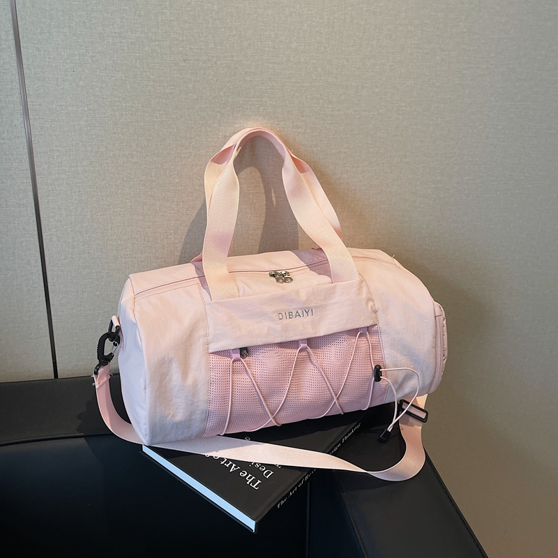 Large Capacity Women's Travel Bag - Handheld Fitness Bag with Dry Wet Separation for Sports, Yoga, Swimming, Lightweight Luggage Large Capacity Women's Travel Bag - Handheld Fitness Bag with Dry Wet Separation for Sports, Yoga, Swimming, Lightweight Luggage