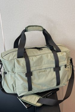 Large Capacity Women's Travel Bag - Stylish Hand-Held Sports Fitness Shoulder Luggage & Maternity Storage Bag