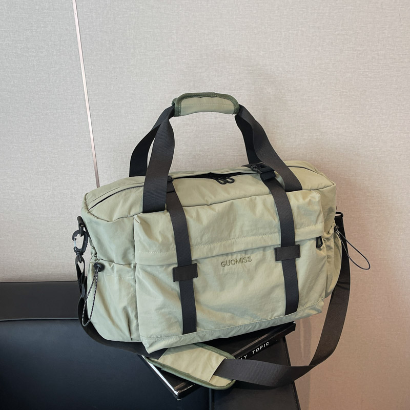 Large Capacity Women's Travel Bag - Stylish Hand-Held Sports Fitness Shoulder Luggage & Maternity Storage Bag Large Capacity Women's Travel Bag - Stylish Hand-Held Sports Fitness Shoulder Luggage & Maternity Storage Bag