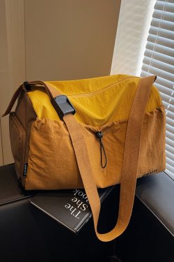 Large Capacity Women's Travel Bag - Stylish Lightweight Sports Fitness Shoulder Crossbody Bag for Short Trips & Business Travel