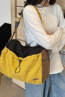 Large Capacity Women's Travel Bag - Stylish Lightweight Sports Fitness Shoulder Crossbody Bag for Short Trips & Business Travel