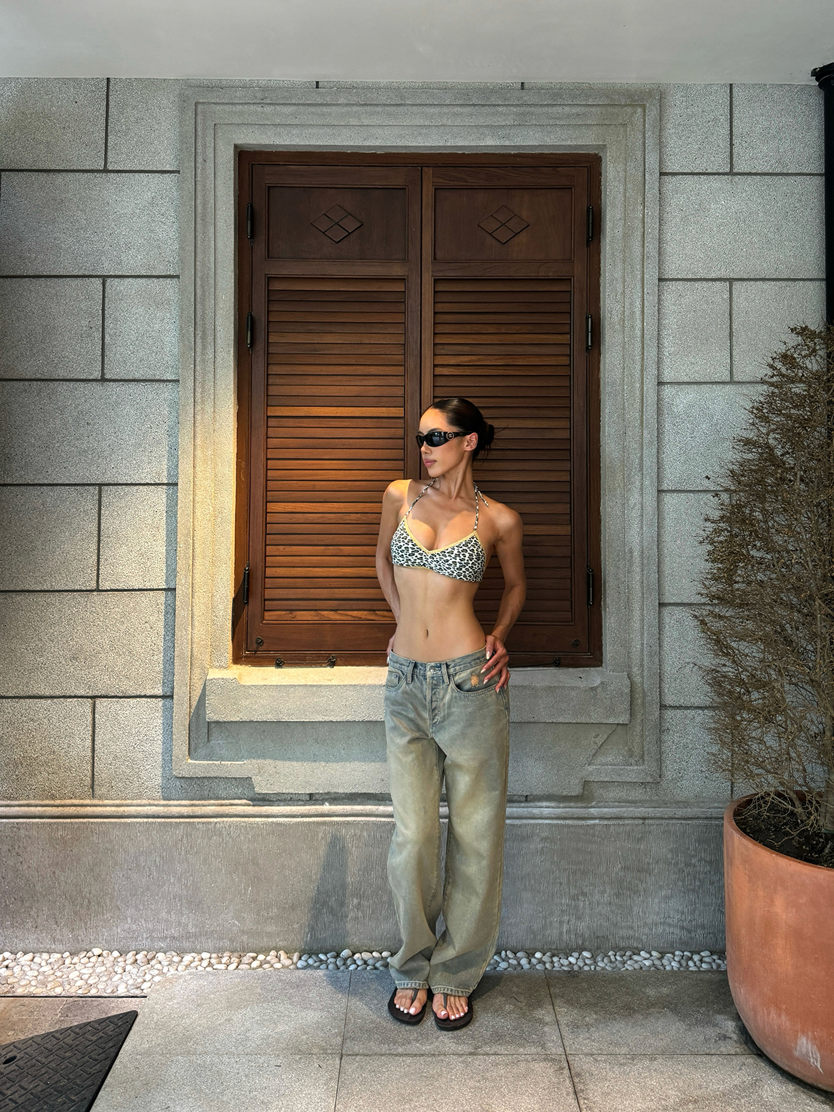 Leopard Print Bikini with Shiny Gold Thread, Quick-Dry Fabric & Removable Chest Pad - Trendy Swimwear for Y2K Style Leopard Print Bikini with Shiny Gold Thread, Quick-Dry Fabric & Removable Chest Pad - Trendy Swimwear for Y2K Style