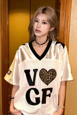 Leopard Print Heart Retro V-Neck T-Shirt for Women - American Style Casual Short Sleeve Sports Top, Quick-Dry Summer Outfit