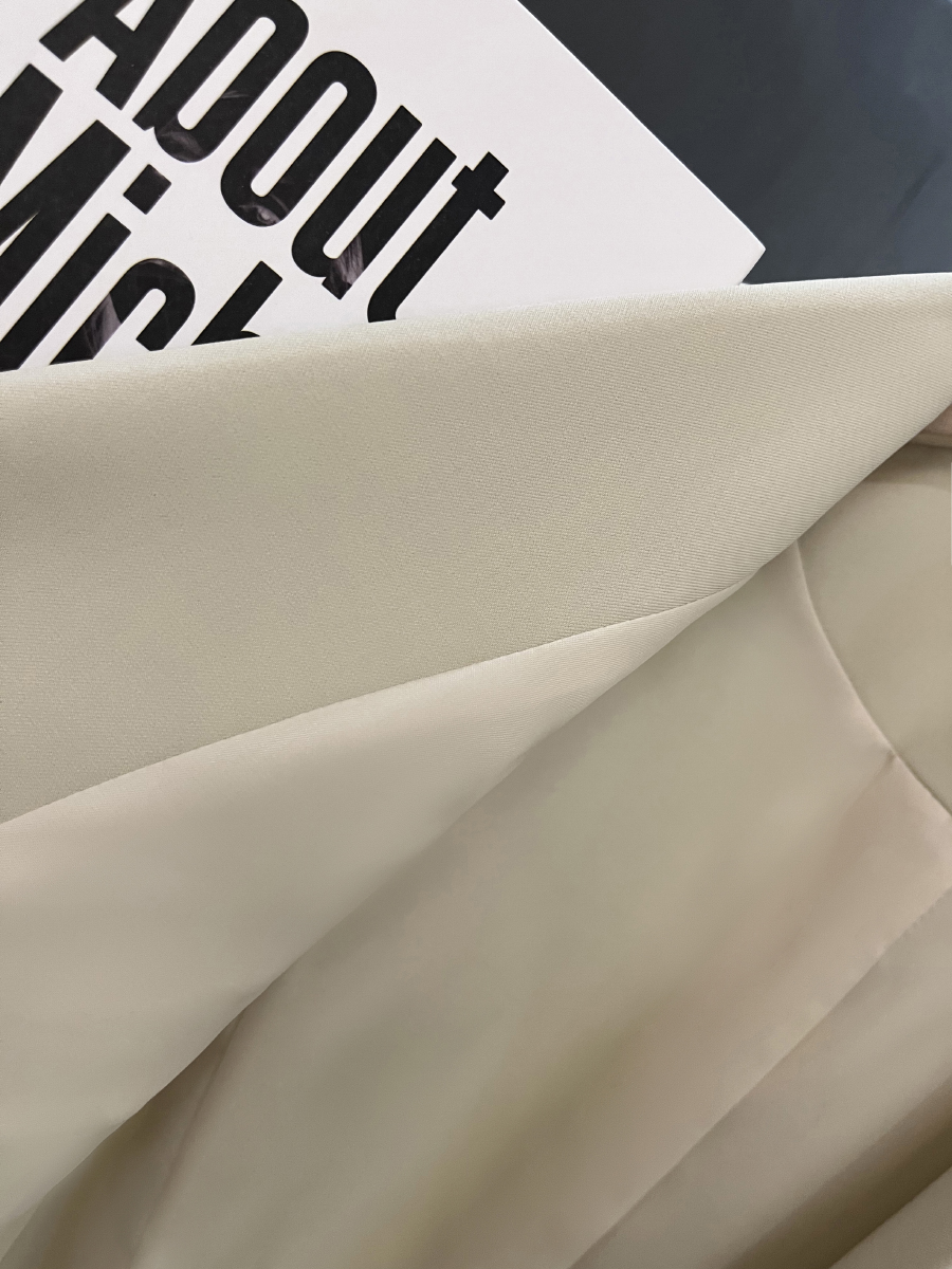 Light Beige Thin Design Blazer for Women - Vintage College Style Suit, 2025 Summer Trend, Chic and Mature Fashion Light Beige Thin Design Blazer for Women - Vintage College Style Suit, 2025 Summer Trend, Chic and Mature Fashion