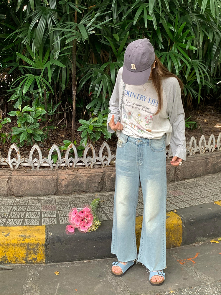 Light Blue Retro Distressed Straight Leg Jeans for Women - Vintage Summer Loose High Waist Daisy Print Pants Light Blue Retro Distressed Straight Leg Jeans for Women - Vintage Summer Loose High Waist Daisy Print Pants