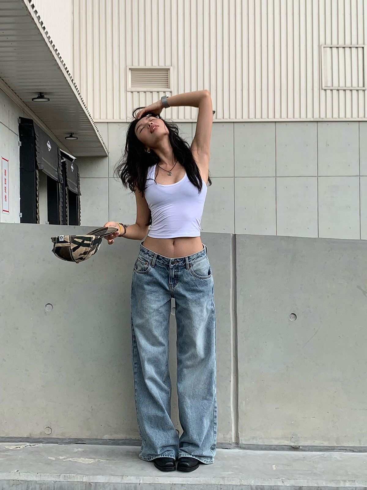 Light Blue Washed Denim Jeans - Low Waist Style, 90s Inspired, Casual Everyday Look, Perfect for Lazy Mornings Light Blue Washed Denim Jeans - Low Waist Style, 90s Inspired, Casual Everyday Look, Perfect for Lazy Mornings