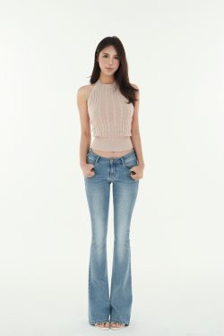 Light Blue Washed Low-Rise Slim-Fit Stretchy Flared Jeans - Vintage Y2K Style Denim Trousers for Trendy Casual Looks
