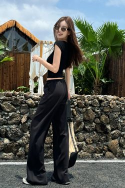 Light Fabric Summer Heart Collar Short Sleeve Slim T-Shirt & Low-Waist Draped Wide-Leg Pants Set for Women - Y2K Style