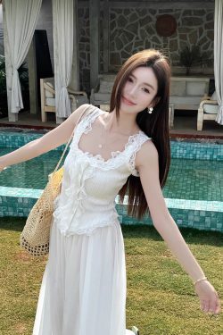 Light Fabric Summer Lace Trim Spliced Inner Knitted Vest Shirt for Women - Sweet & Spicy Style
